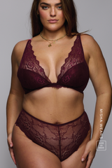 Signature Lace Short - Wine